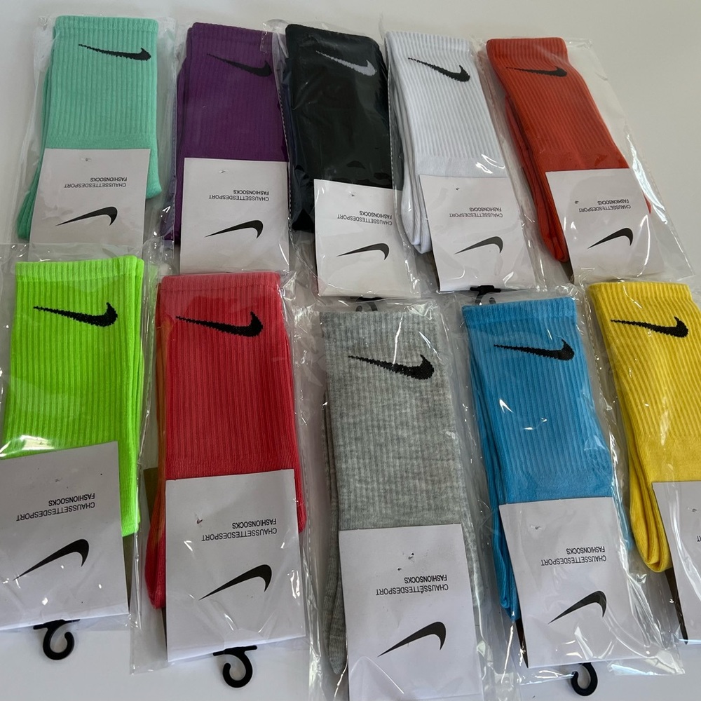 Nike compression crew socks. 
Ultra Lightweight.